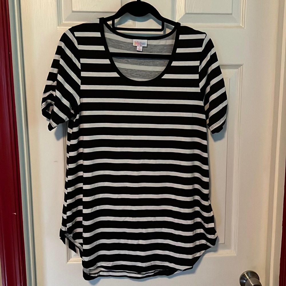 ⭐️BOGO⭐️ Lularoe S Morgan